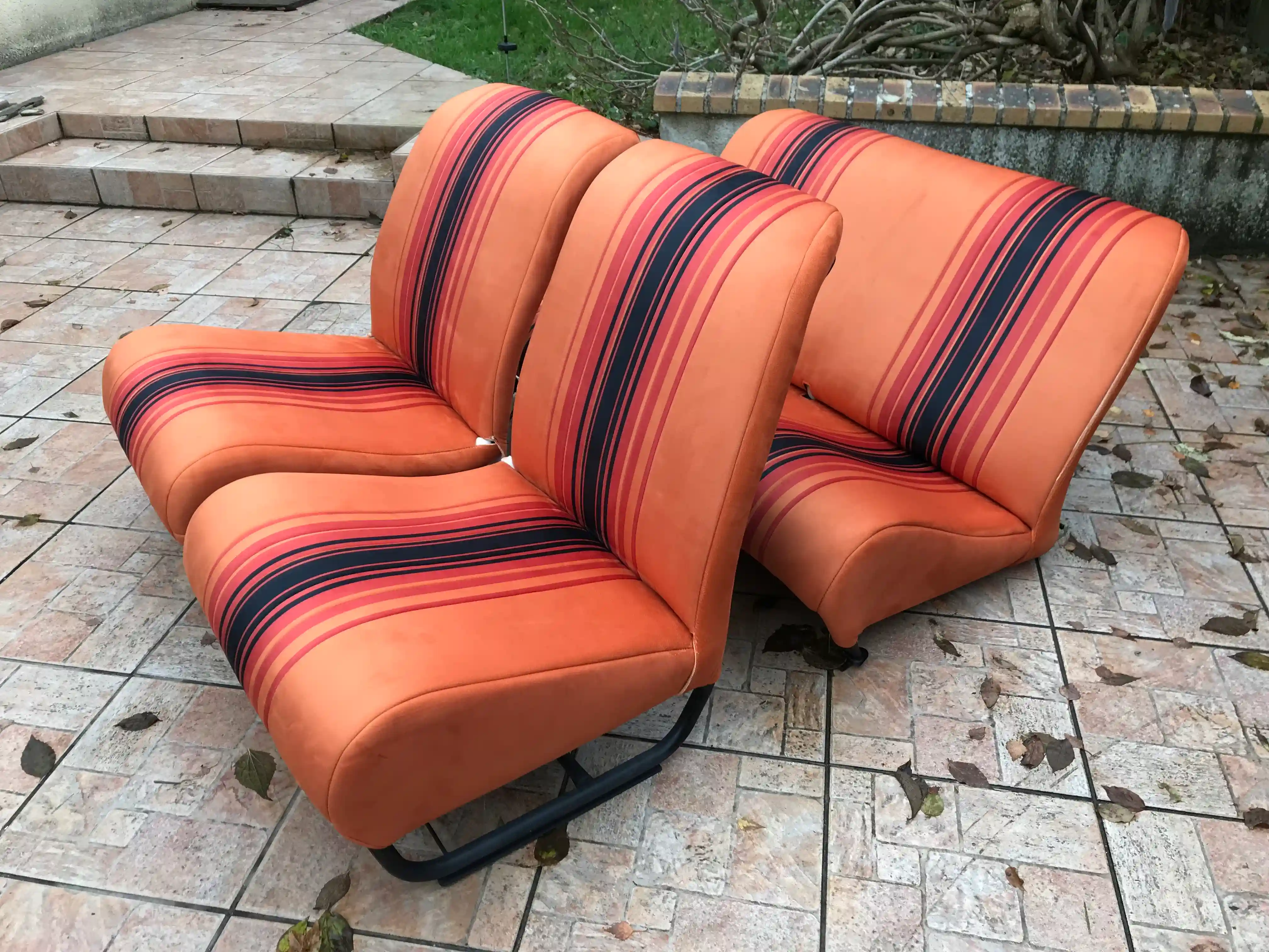 Sellerie en Tissu orange rayé noir, modèle 2CV6, année 1979